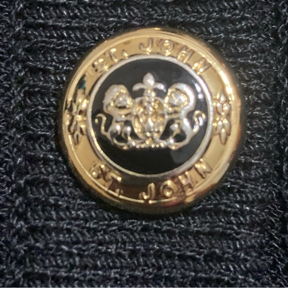 St. John Black Ribbed Cardigan with Gold Buttons women’s size 10 - Picture 5 of 7